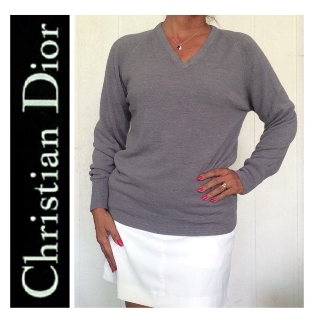 CHRISTIAN DIOR AUTHENTIC GRAY VINTAGE V NECK SWEATER MEDIUM
